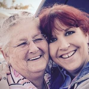 Meet your Posher, Della-marie